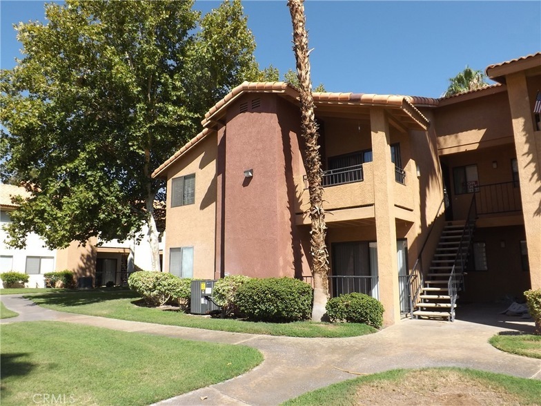 78650 Ave 42 in Bermuda Dunes, CA - Building Photo