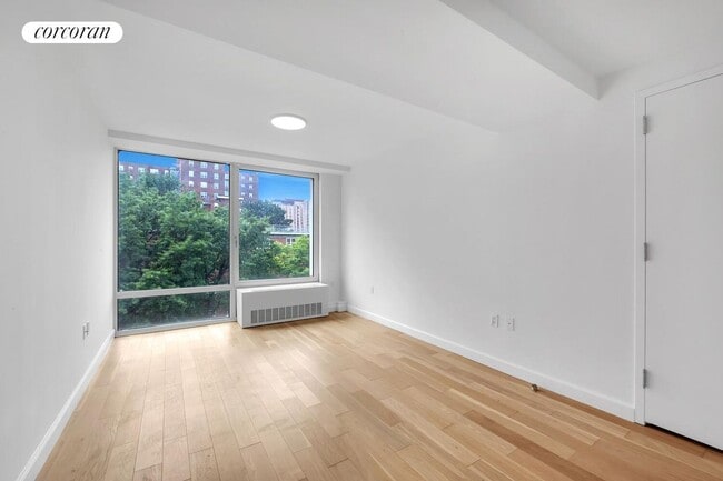 111 E 115th St in New York, NY - Building Photo - Building Photo