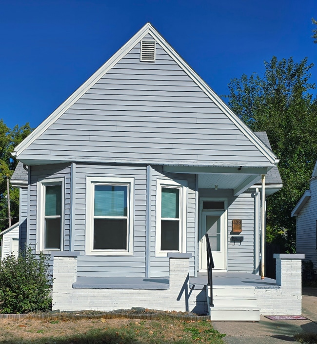 property at 439 W Vine St