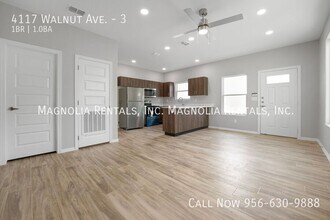 4117 Walnut Ave, Unit 3 in McAllen, TX - Building Photo - Building Photo