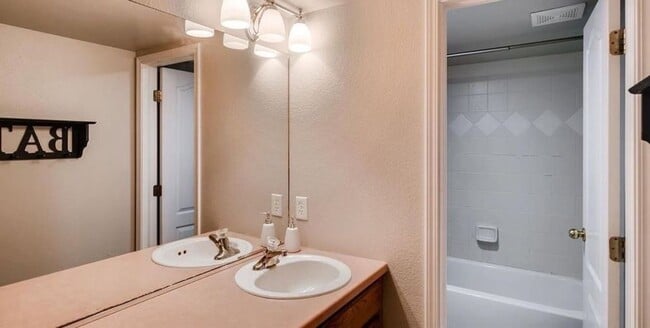 2084 Coldstone Way in Colorado Springs, CO - Building Photo - Building Photo