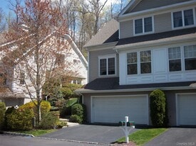 36 Briarbrook Dr in Briarcliff Manor, NY - Building Photo