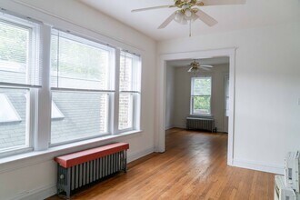 3655 N Bosworth Ave in Chicago, IL - Building Photo - Building Photo