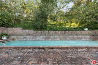 12626 Homewood Way in Los Angeles, CA - Building Photo - Building Photo