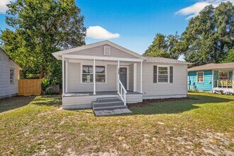 320 Chaseville St in Pensacola, FL - Building Photo - Building Photo