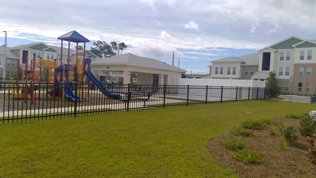 6950 US-98 in Panama City Beach, FL - Building Photo - Building Photo