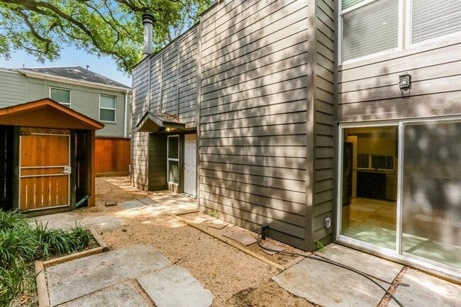 property at 1918 Branard St