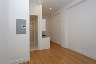 210-220 East 22nd Street in New York, NY - Foto de edificio - Interior Photo