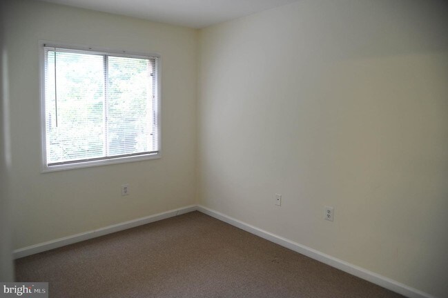 3772 Bel Pre Rd-Unit -9 in Silver Spring, MD - Building Photo - Building Photo