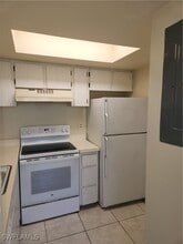 3329 Ottawa Cir in Ft. Myers, FL - Building Photo - Building Photo