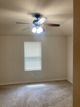 7030 Lakeview Dr. in San Antonio, TX - Building Photo - Building Photo