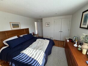 15 Euston Rd, Unit 16 in Boston, MA - Foto de edificio - Building Photo