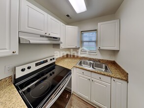2101 Kenowick Ct in Spring Hill, TN - Building Photo - Building Photo
