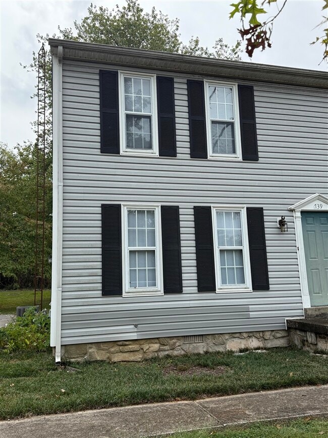 739 Tara Ct in Bowling Green, KY - Building Photo - Building Photo