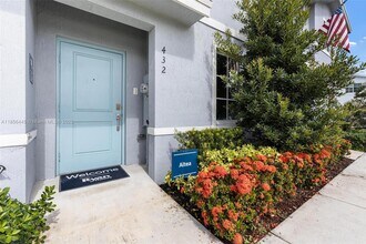 432 NW 10th St in Florida City, FL - Building Photo - Building Photo