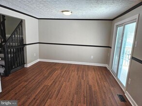 10717 Glen Hannah Dr in Laurel, MD - Building Photo - Building Photo