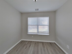 19042 S Whimsey Dr in Cypress, TX - Building Photo - Building Photo