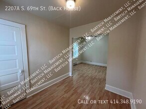 2207 S 69th St in West Allis, WI - Building Photo - Building Photo