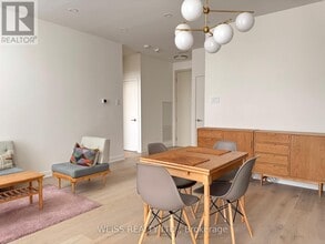 101 Cathedral High St in Markham, ON - Building Photo - Building Photo