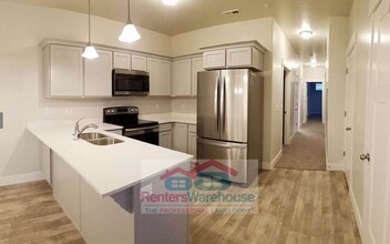 13084 S Tortola Dr in Herriman, UT - Building Photo - Building Photo