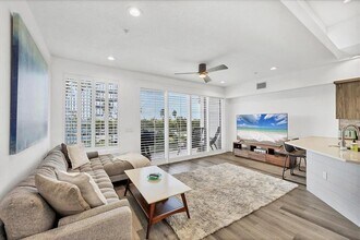 8234 Harborside Cir in Englewood, FL - Building Photo - Building Photo