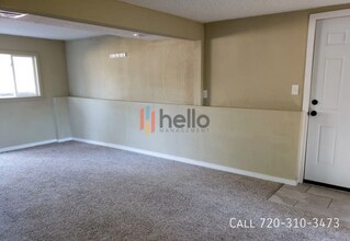 805 Pioneer Ln in Colorado Springs, CO - Building Photo - Building Photo