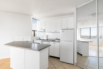 1228 Nicola St in Vancouver, BC - Building Photo - Building Photo