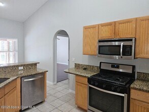 911 Wood Creek Dr in Melbourne, FL - Building Photo - Building Photo