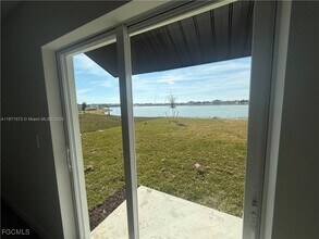17699 Paradiso Wy in North Fort Myers, FL - Building Photo - Building Photo