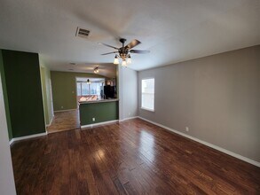 2123 Wiltshire Dr in New Braunfels, TX - Building Photo - Building Photo