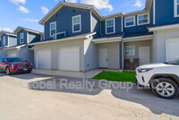 6914 Crestway Dr in San Antonio, TX - Foto de edificio - Building Photo