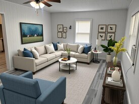 709 E 9th St, Unit Right in Bonham, TX - Building Photo