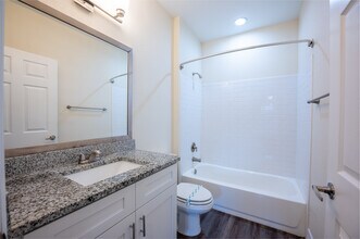 The Park on 56th in Tampa, FL - Building Photo - Interior Photo