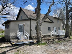 1592 E 236th St in Arcadia, IN - Building Photo