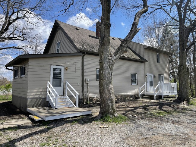 property at 1592 E 236th St