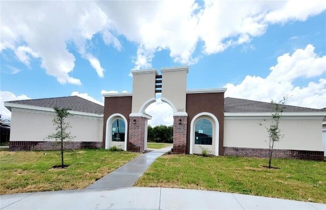 property at 2812 Rosemary Dr