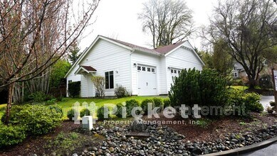 1627 Lucero Pl E in Port Orchard, WA - Building Photo - Building Photo