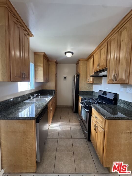 property at 2134 S Bentley Ave