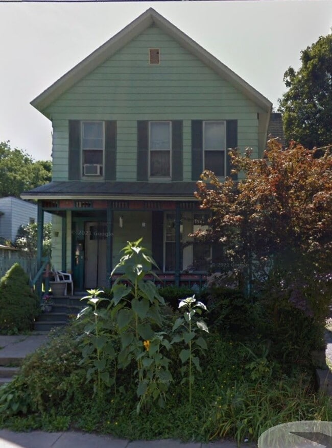 property at 16-18-18 Orchard St