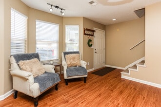 Colonial Apartment Complex in Jonesborough, TN - Foto de edificio - Interior Photo