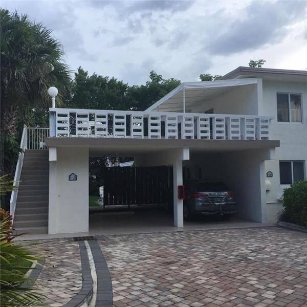 1202 Hillsboro Mile-Unit -4 B in Hillsboro Beach, FL - Building Photo