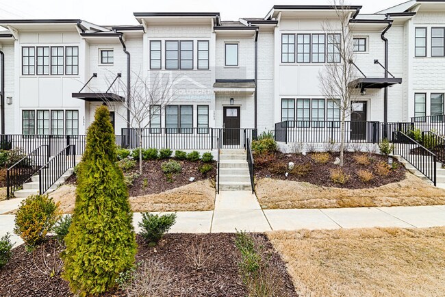 property at 1963 Summit Trace Cir NW