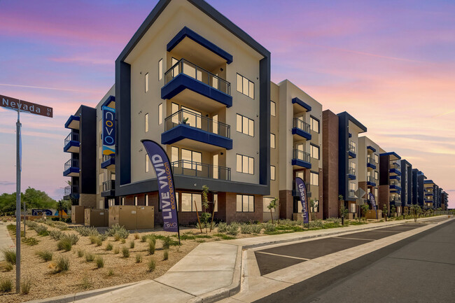 Encore Novo in Chandler, AZ - Building Photo - Building Photo