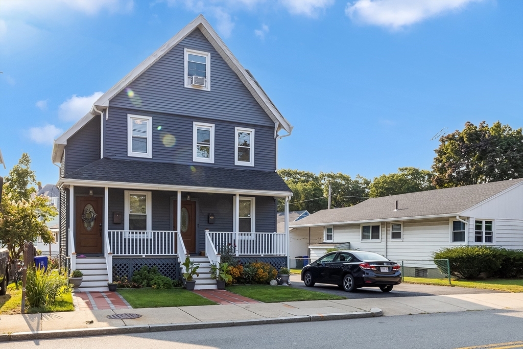 261 Forest St in Malden, MA - Foto de edificio