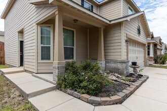 3523 Copper Rim in San Antonio, TX - Building Photo - Building Photo