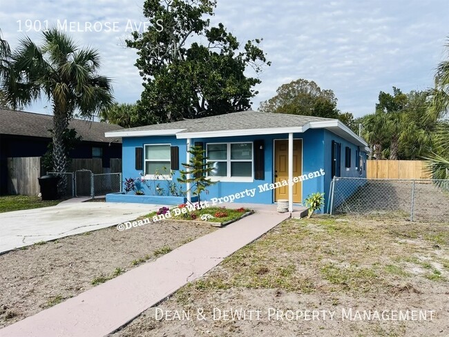 1901 Melrose Ave S in St. Petersburg, FL - Building Photo - Building Photo