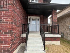 37 York Dr. in Peterborough, ON - Building Photo - Building Photo