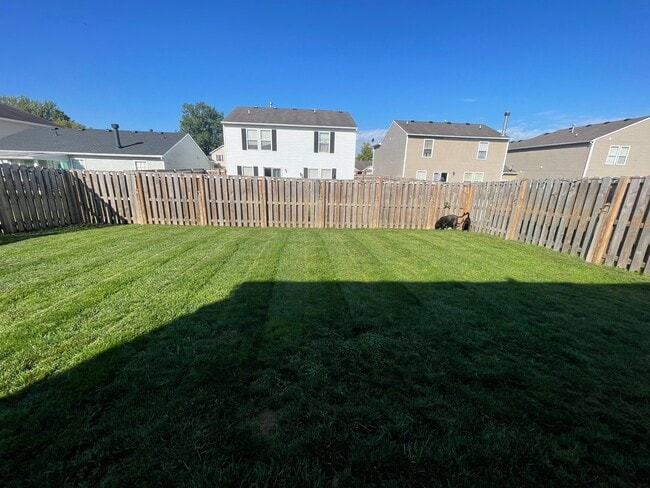 8153 S Firefly Dr in Pendleton, IN - Building Photo - Building Photo