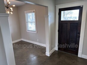 548 Veritas St in Nashville, TN - Building Photo - Building Photo