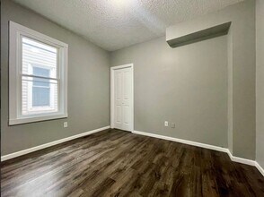 587 Charles Ave in St. Paul, MN - Building Photo - Building Photo